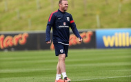 Muốn M.U giữ chân Rooney, Dwight Yorke “hiến kế”