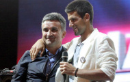 Djokovic gửi lời xin lỗi Federer và Nadal