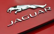 Jaguar xem xét về việc trình làng mẫu Compact mới