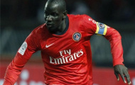 Hàng thủ Barca: Sakho là phương án 'ngon - bổ - rẻ'