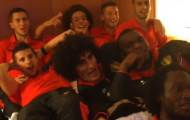 Hazard, Fellaini, Lukaku,...8 anh em chung 1 chiếc giường