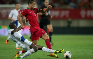 Cristiano Ronaldo: Nào, bắt đầu chiến dịch lật đổ Messi!