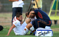 Roma thở phào vì Strootman chỉ bị bong gân