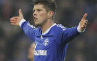 Đã thua thảm, Schalke còn phải nhận hung tin từ Huntelaar