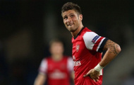 Giroud thúc giục Arsenal mua thêm tiền đạo
