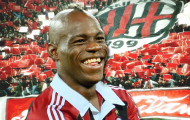 Balotelli lên gối dằn mặt đông đội mới