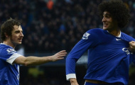 Howard ám chỉ Fellaini và Baines là những 'tên ngốc' vì bị Man United quyến rũ