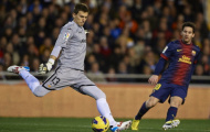 Arsenal từ bỏ theo đuổi thủ môn của Valencia