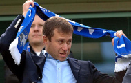 Ông chủ Chelsea ngừng bơm tiền cho bóng đá Nga