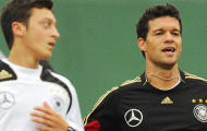 Ballack tin rằng Oezil sẽ thành công tại Arsenal