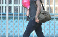 Công chúa nhà Becks 'xì tai' trong công viên