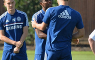 Terry “bảo kê” cho Samuel Eto’o
