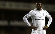 QPR muốn mượn Adebayor