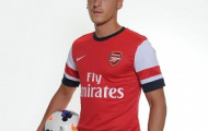 Thời thơ ấu của Mesut Oezil: Nhút nhát nhưng kỷ luật