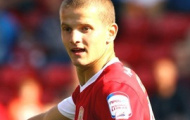 Video: Pha đá phạt đẹp mắt của Tomasz Cywka (Barnsley) trong trận đấu với Nottingham Forest