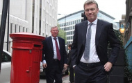 Từ chuyện công kích Young ăn vạ: David Moyes đang cố tình làm ngược Sir Alex