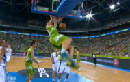 Video EuroBasket 2013: Pha úp rổ mạnh mẽ của Gasper Vidmar (Slovenia) vs Phần Lan