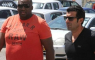 Mê buôn vàng, Luis Figo rơi vào ‘bẫy’ của tội phạm