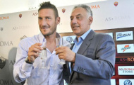 Totti chính thức gia hạn hợp đồng với Roma