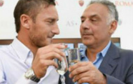 Chùm ảnh: Toàn cảnh buổi lễ gia hạn hợp đồng của Totti