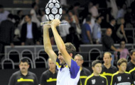 Đánh bại Tsonga, Simon lên ngôi tại Metz