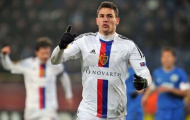Arsene Wenger để mắt tới hậu vệ của Basel