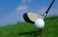 Trần tình của tổng giám đốc đánh nhân viên sân golf bị thương