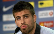 Pique bực mình vì Barca bị chê kiểm soát bóng kém