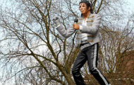 Fulham quyết định 'dẹp bỏ' Michael Jackson