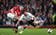 Suarez và Phil Jones: Cặp đôi 'dễ thương' nhất Premier League