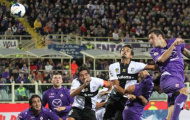 Rossi chấn thương trong trận Fiorentina hòa Parma 2-2