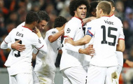 Marouane Fellaini phải chứng minh giá trị tại đấu trường Champions League