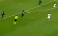 Video Serie A: Pha dứt điểm từ xa đầy quyết đoán của Totti