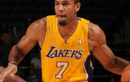 Video NBA Preseason: Pha ghi điểm từ giữa sân của Xavier Henry (Lakers vs Warriors)