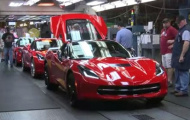 Dù cháy hàng, GM sẽ không sản xuất thêm Corvette Stingray 2014