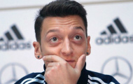 Oezil mệt mỏi khi cứ bị hỏi về Real