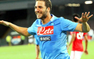 Higuain có thể cạnh tranh với Maradona