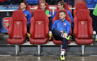 Vermaelen dọa bỏ Arsenal
