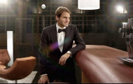 Tụt dốc không phanh, Federer gây ấn tượng với clip quảng cáo mới