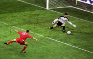 Gerrard hướng tới cột mốc “Ngài 100”