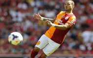 Galatasaray phủ nhận muốn bán Sneijder