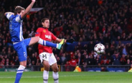 Video Champions League: Inigo Martinez (Real Sociedad) lóng ngóng đá phản lưới giúp M.U vươn lên dẫn trước