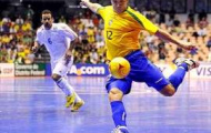 Video: Pha gắp bóng qua người điệu nghệ của huyền thoại Futsal Falcao v Iran