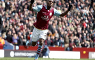 Arsenal dốc két mua 'quái vật' Benteke