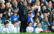 Pellegrini nổi cáu, Mourinho khen Torres