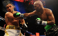 48 tuổi, Hopkins tiếp tục phá kỷ lục quyền anh thế giới