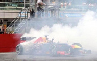 Đương kim vô địch F1 bị phạt cả đống tiền vì... đốt lốp