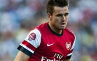 Video Capital One Cup: Sai lầm của Carl Jenkinson 'biếu không' Chelsea bàn thắng