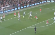 Video: Pha vô lê làm bàn đẹp mắt của Phil Jones