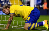 Nicklas Bendtner - cầu thủ mãi không lớn